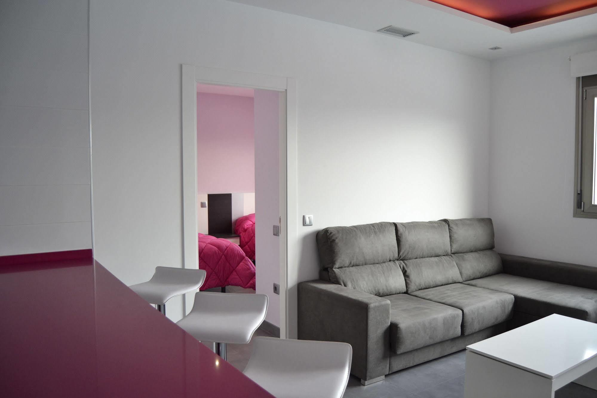 Apartamentos Turisticos Clavero アルマグロ エクステリア 写真